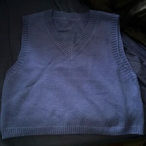 Cropped blue statement vest